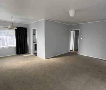 Charming 3-Bedroom Home in the Heart of Stanmore Bay - Photo 1