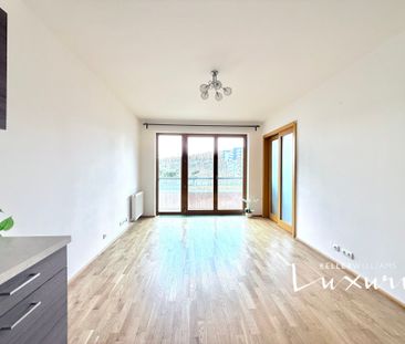 Pronájem bytu 1+kk a garsoniéry 38 m² - Photo 1