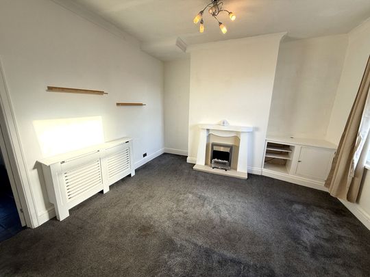 2 bedroom end terraced house To Let in Preston - Photo 1