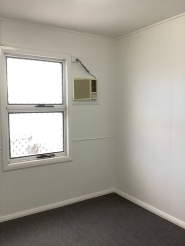 Unit in Town - Photo 4