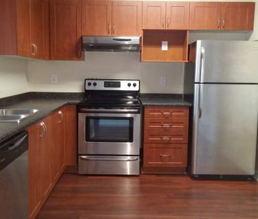 The Queensbury - Photo 1