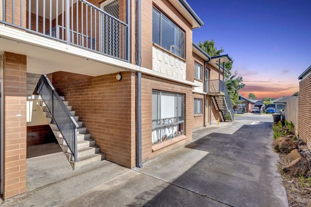 Spacious Apartment In The Heart of Geelong West - Photo 1