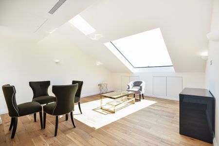 Hoover Building, Western Avenue, Greenford, UB6 flat to rent - Photo 2