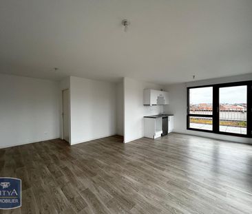 Location Appartement 3 pièces 69m² LILLE 59000 - Photo 1