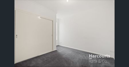 Perfectly Presented Home in a Convenient Location - Photo 2