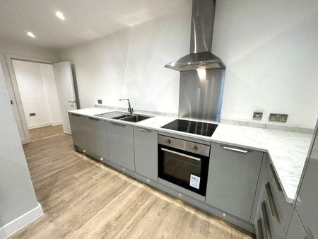 2 bedroom apartment to rent - Photo 3