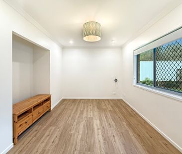 53 Walkers Road, - Photo 2