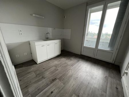 APPARTEMENT T4 TERNAY - Photo 2