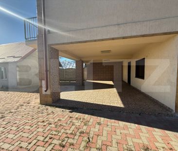 Casă mare, 9 camere, curte 1000 mp – disponibilă pentru - Fotografie 3