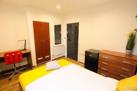 Park view, Stonebow house Block, St. Botolphs Crescent, Lincoln, Lincolnshire, LN5 8AZ, United Kingdom - Photo 3