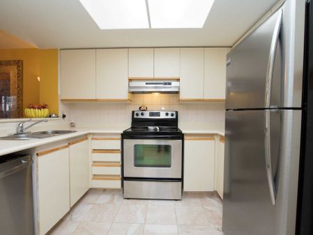 For Lease - 325 Webb Drive Unit# 205, Mississauga, Ontario - Photo 5