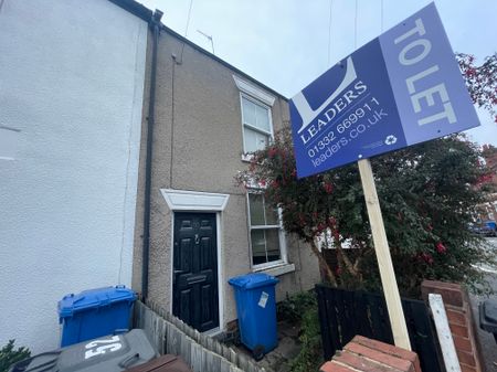 2 bedroom mid-terrace to rent Larges Street, Derby - Photo 5