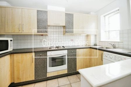 Regents Court - Central Kingston - Photo 4