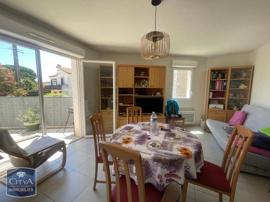 Location Appartement 2 pièces 45m² SAUVIAN 34410 - Photo 1