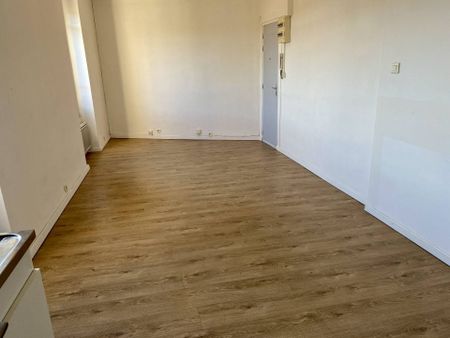 Location appartement 1 pièce 23.5 m² à Labégude (07200) - Photo 2