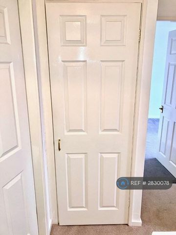 2 bedroom maisonette to rent - Photo 2