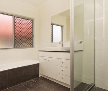 Newmarket Convinience - Photo 4