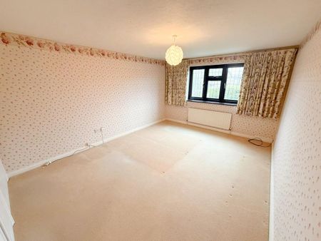 4 bedroom detached house to rent - Photo 5