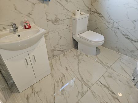 Room in a Shared Flat, Eastern Avenue, IG2 - Photo 3