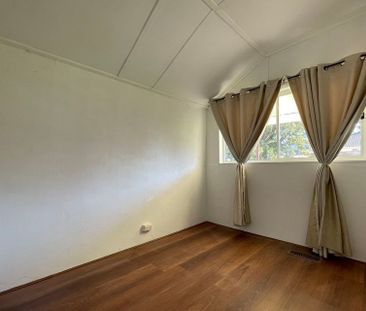 38 Tobruk Avenue, Heidelberg West. - Photo 4