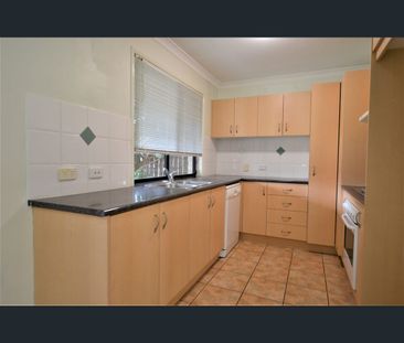 42 Meadowbrook Drive, Meadowbrook, Qld 4131 - Photo 2