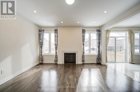 9 ROTONDO CRESCENT - Photo 3