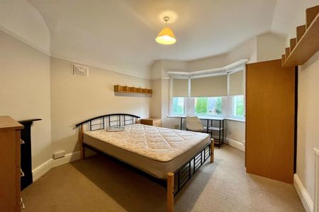 4 bedroom terraced house to rent - Photo 3