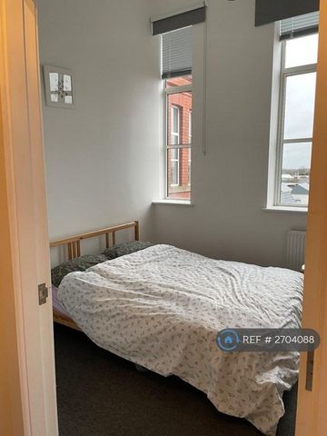 1 bedroom flat to rent - Photo 5