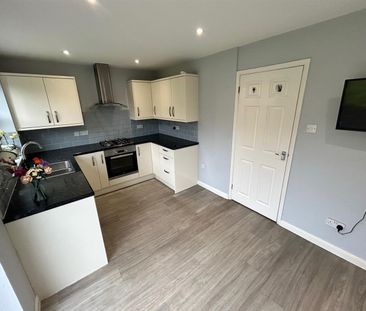 Woodpecker Mews, Chippenham, SN14 - Photo 6