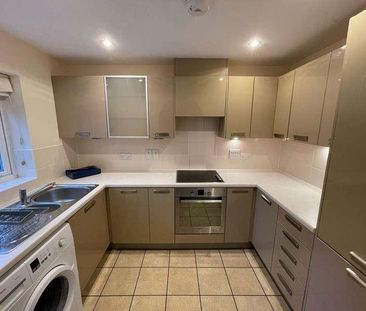 Sycamore House, Wythall, B47 - Photo 5