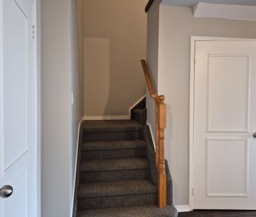 For Lease - 191 PICKETT Crescent, Barrie, Ontario - Photo 5