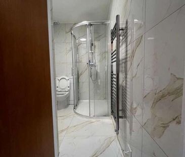 Faversham Road, Kennington, TN24 - Photo 4