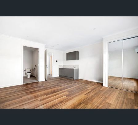 1/9 Golf Links Road, Frankston, Vic 3199 - Photo 1