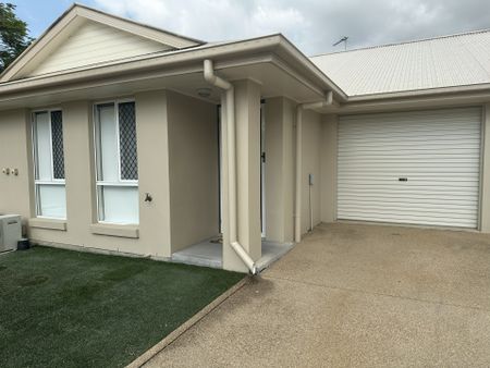 Modern unit in secure gated complex - Photo 4