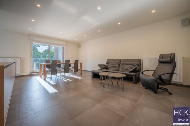 KRUISHOUTEM - Prachtig appartement met groot terras + garagebox - Foto 1