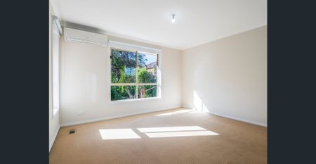 PRIME LOCATION - Photo 3