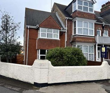 Richmond Avenue West, Bognor Regis, PO21 - Photo 1