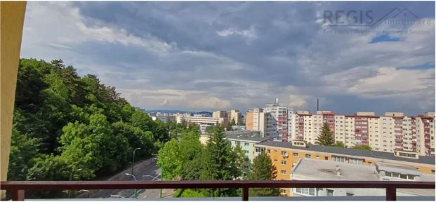 Apartament 3 camere cu parcare Judetean - Fotografie 1