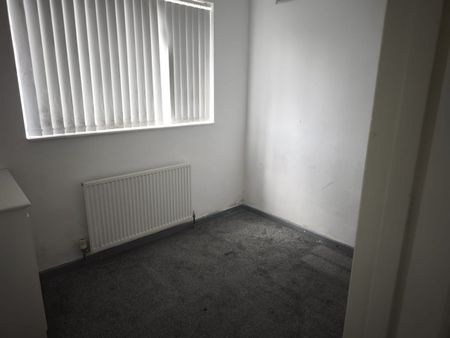 2 Bed Flat, Erdington, B24 - Photo 2