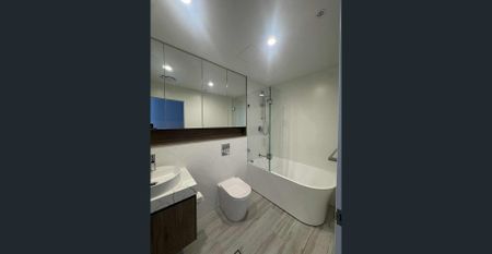 Brand-New Gosford Apartment | FREE Electricity, Gas and Internet for 1 Year! - Photo 2