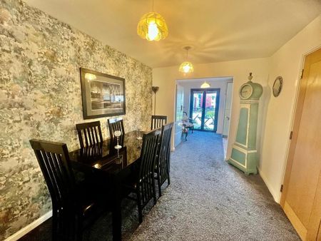 2 bedroom maisonette to rent - Photo 4
