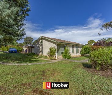 Three Bedroom Home in Great Location - Photo 6