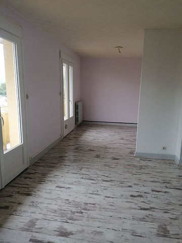 Location appartement 3 pièces, 72.50m², Carmaux - Photo 2