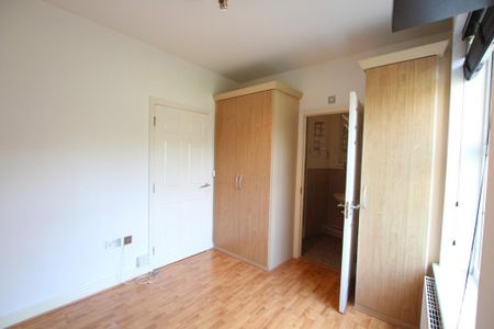 3 bedroom apartment to rent - Photo 5