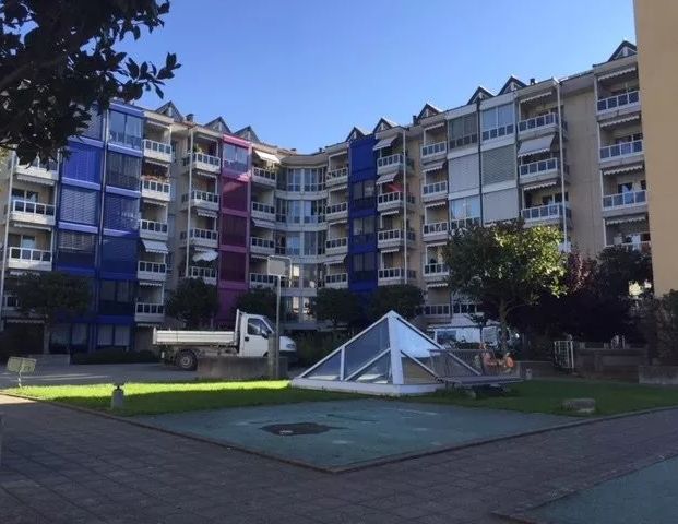 Bel appartement de 2.5 pièces à Vevey en cours de rafraîchissement - Photo 1