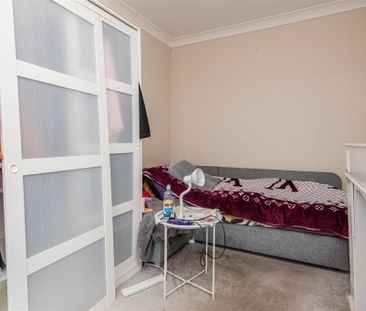 2 bed House - Terraced To Let - Photo 3