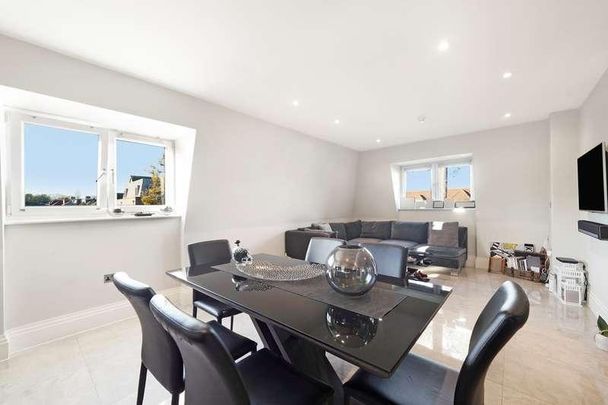 Aspen Place, Bushey Heath, WD23 - Photo 1