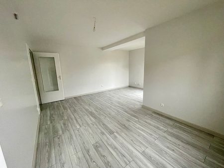 Location appartement 1 pièce, 31.82m², Gif-sur-Yvette - Photo 2