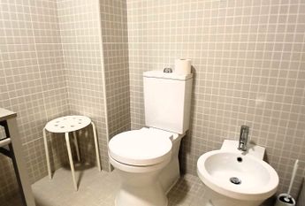 Furnished and equipped T0 flat next to Wisteria!