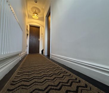 Newport Gardens, Burley, LS6 3DA, Leeds - Photo 3